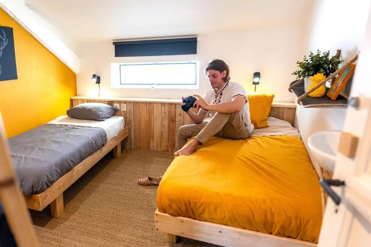 Surf Hostel Biarriz Bed and breakfast